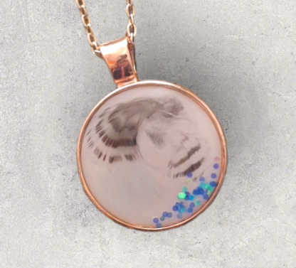 Stainless steel pendant bird feather "Rosé" budgie